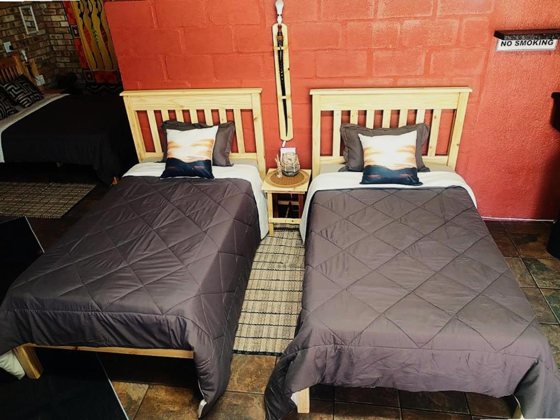 2K City Studios Not Self Catering Graskop Luaran gambar
